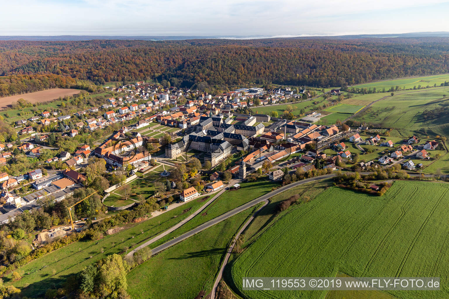 Luftaufnahme von Klosterkirche Ebrach, Zisterzienserabtei im Bundesland Bayern, Deutschland