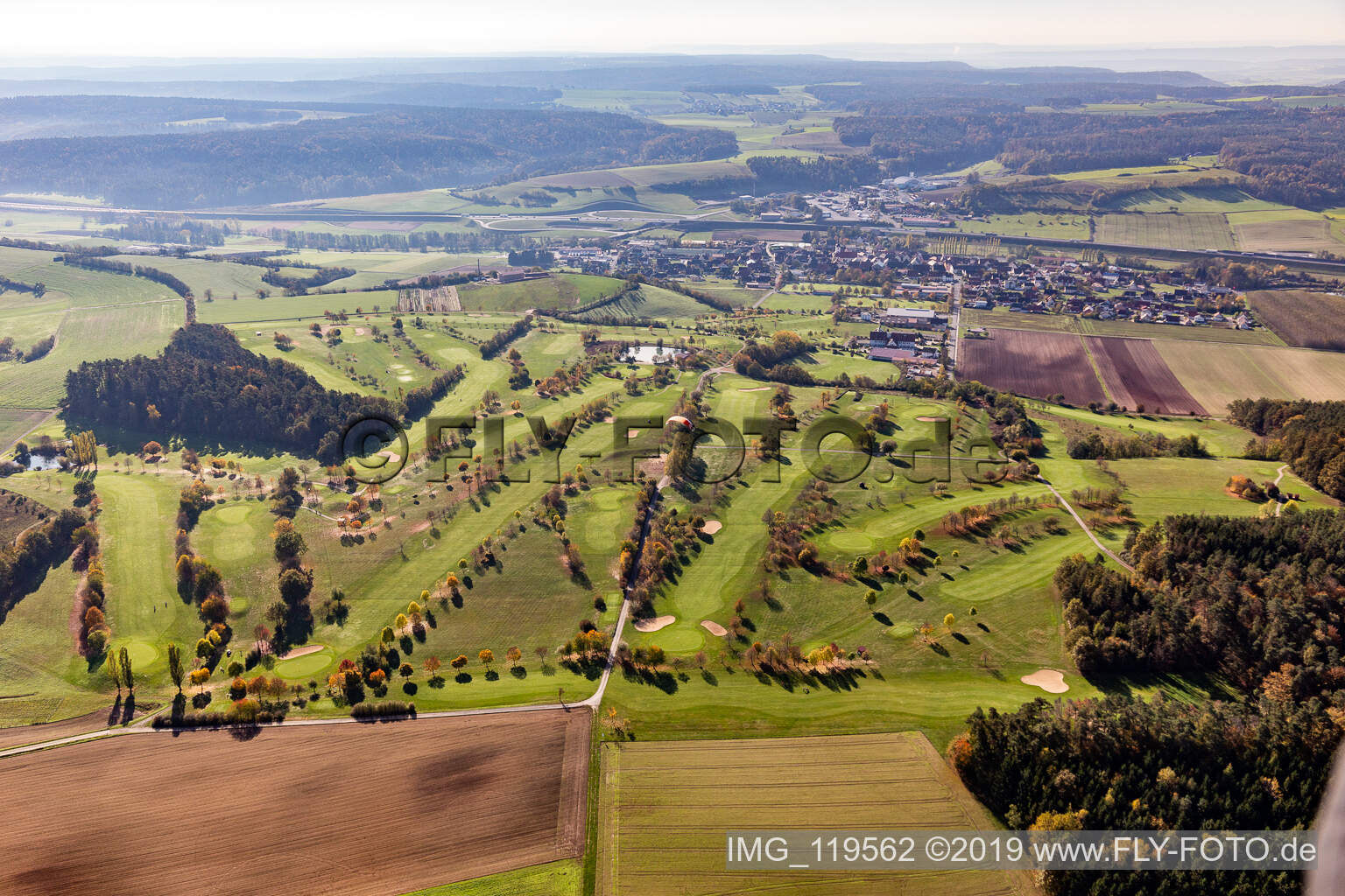 Luftbild von Gelände des Golfplatz des Golfclub Steigerwald in Geiselwind e. V. in Geiselwind im Bundesland Bayern, Deutschland