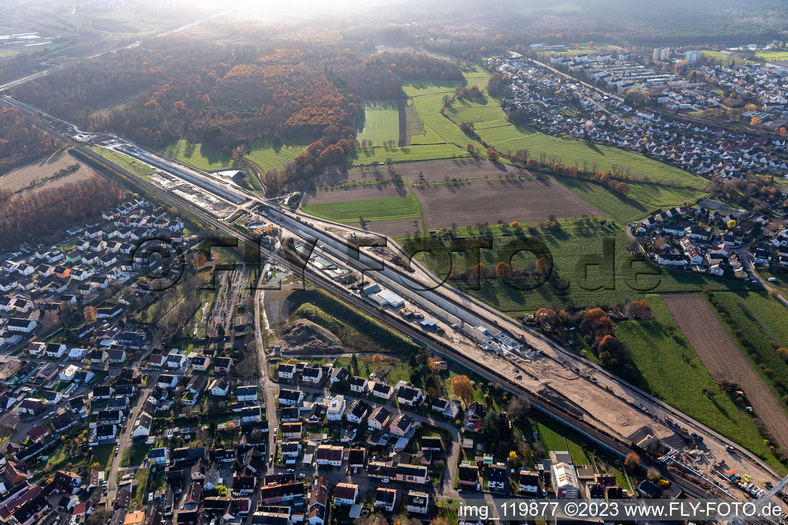 Tunnelbaustelle zum Neubau der ICE Strecke im Streckennetz der Deutschen Bahn in Rastatt im Ortsteil Niederbühl im Bundesland Baden-Württemberg, Deutschland