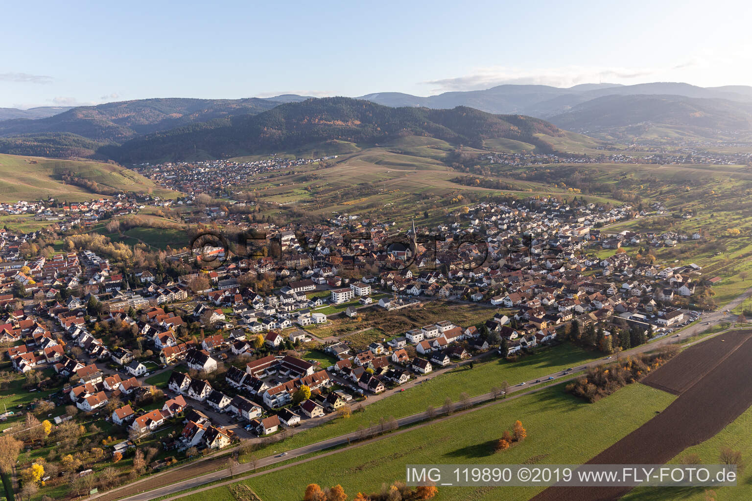Schrägluftbild von Steinbach im Bundesland Baden-Württemberg, Deutschland