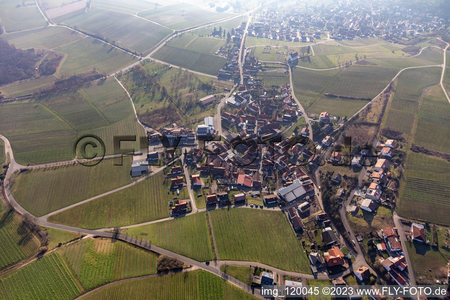 Ortsteil Gleiszellen in Gleiszellen-Gleishorbach im Bundesland Rheinland-Pfalz, Deutschland aus der Luft