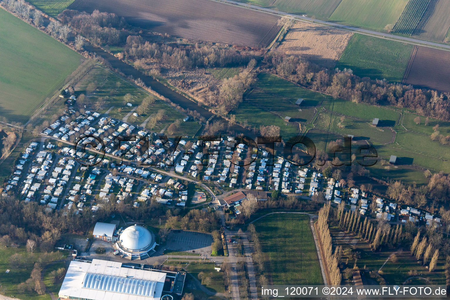 Campingplatz Moby Dick in Rülzheim im Bundesland Rheinland-Pfalz, Deutschland