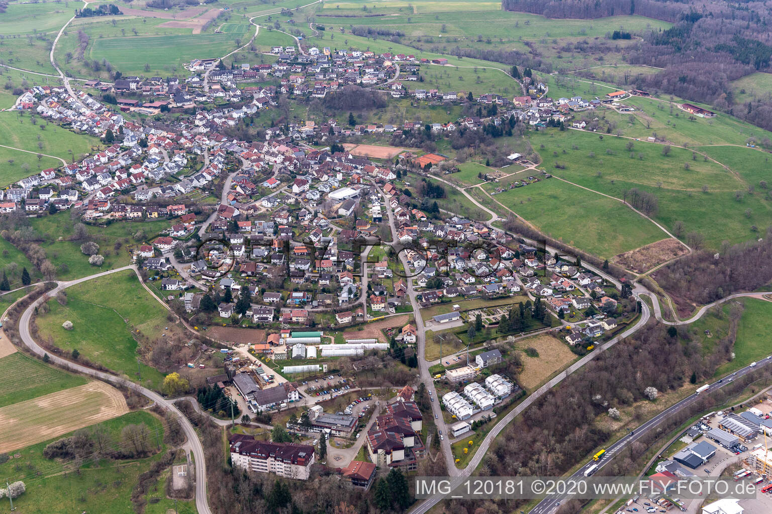 Dorf - Ansicht in Wiechs in Schopfheim im Bundesland Baden-Württemberg, Deutschland