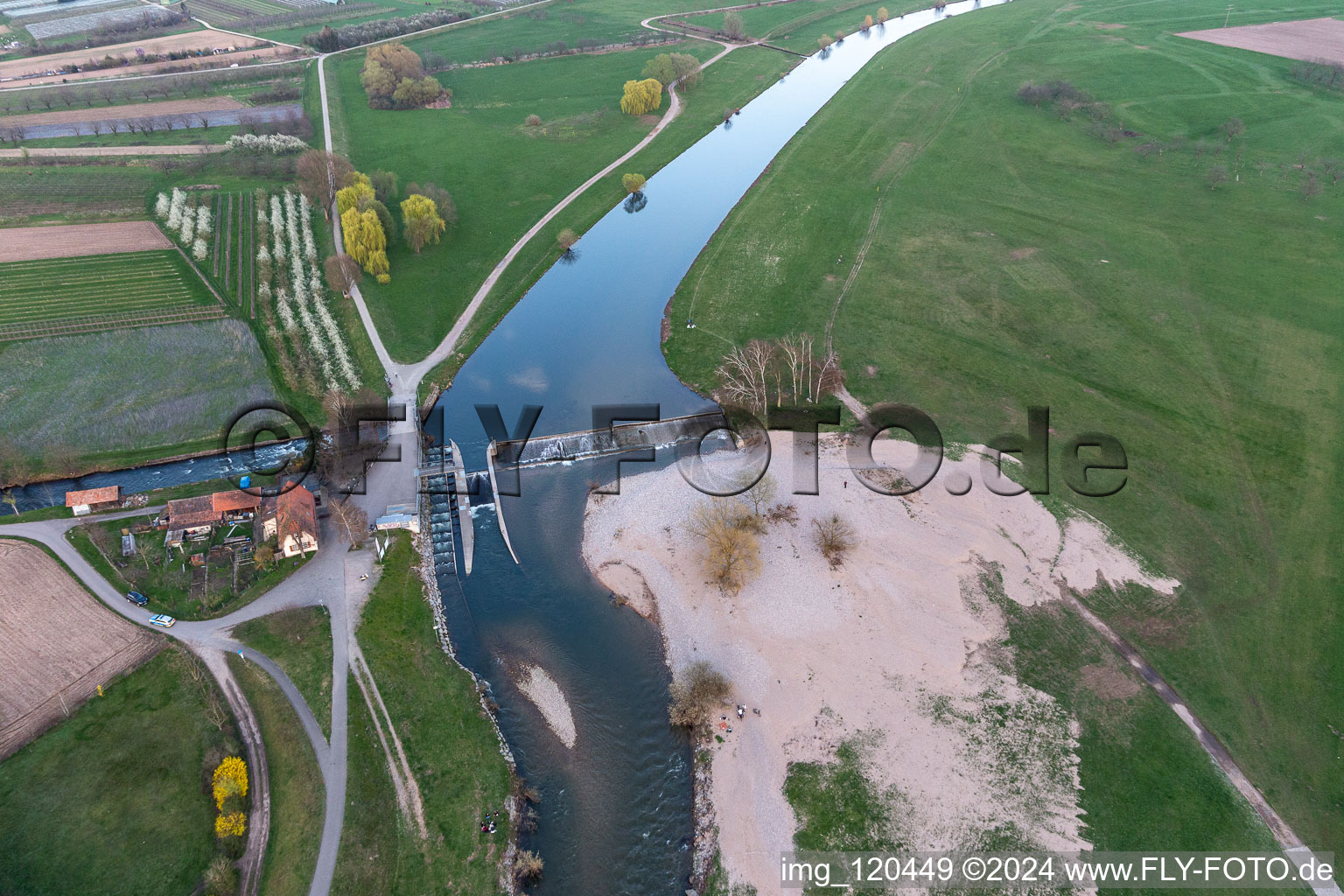 Luftbild von Raststätte Am großen Deich im Ortsteil Elgersweier in Offenburg im Bundesland Baden-Württemberg, Deutschland