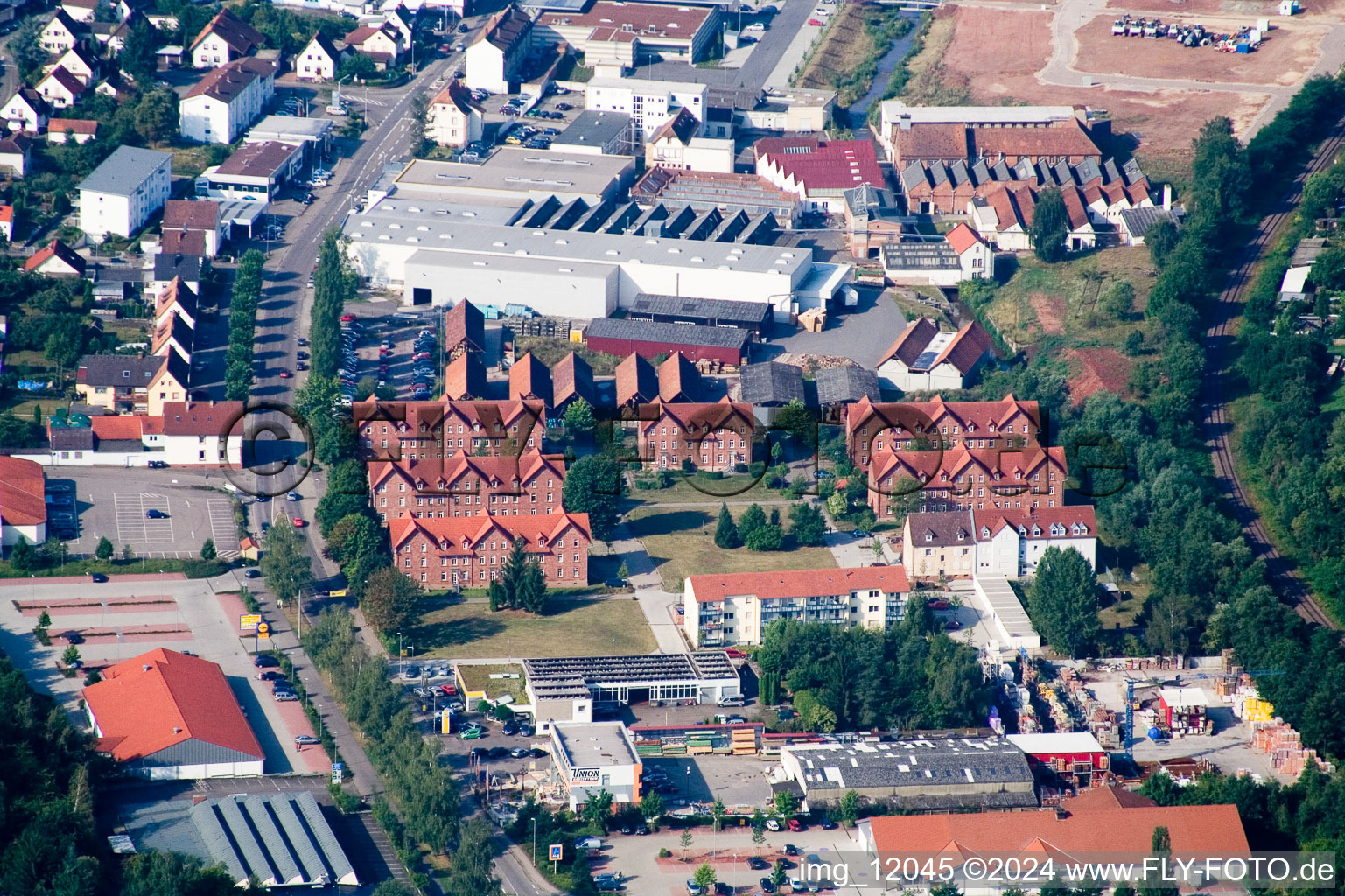 Industrie- und Gewerbegebiet der STABILA Messgeräte in Annweiler am Trifels im Bundesland Rheinland-Pfalz, Deutschland