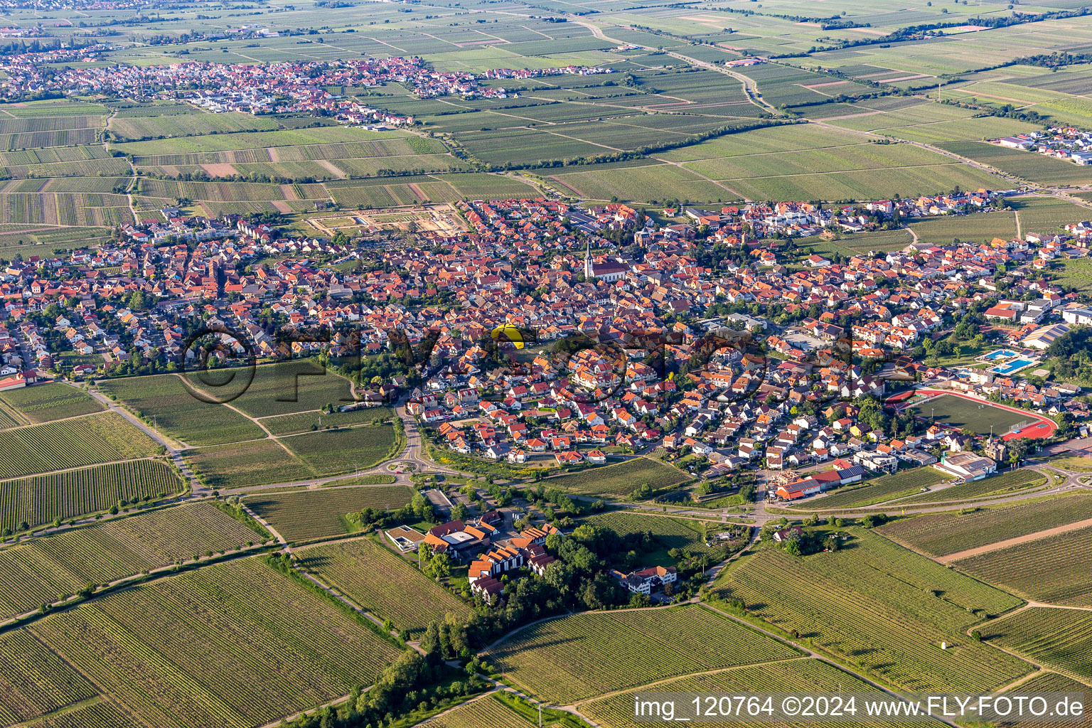 Ortsteil Alsterweiler in Maikammer im Bundesland Rheinland-Pfalz, Deutschland