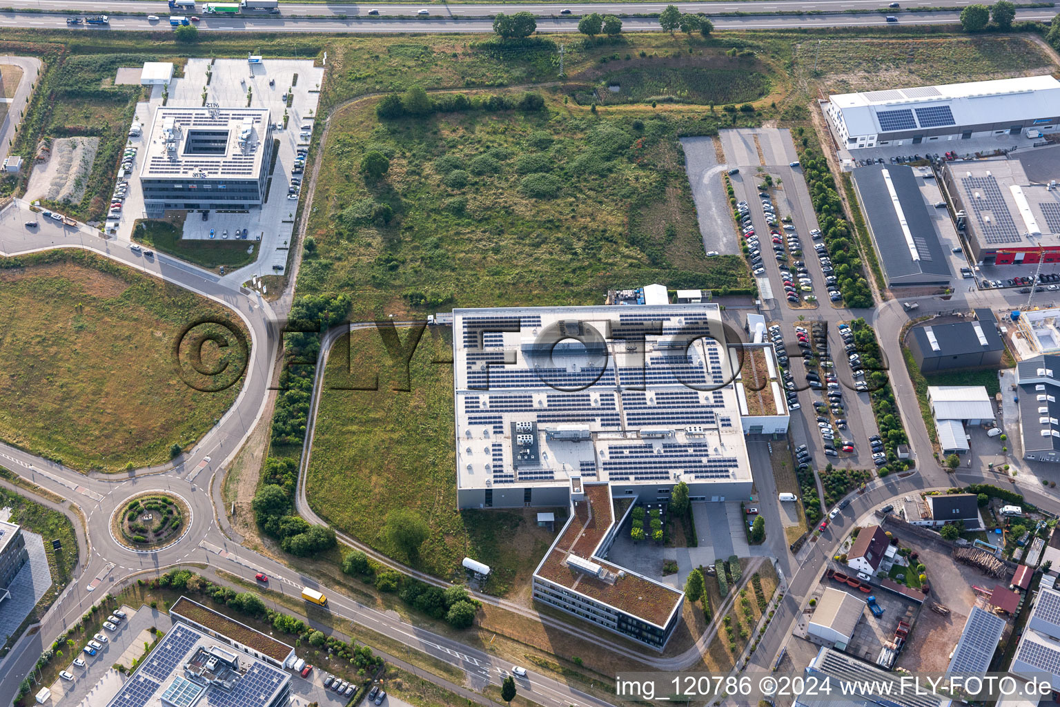 Industriegebiet Nord, DBK in Rülzheim im Bundesland Rheinland-Pfalz, Deutschland