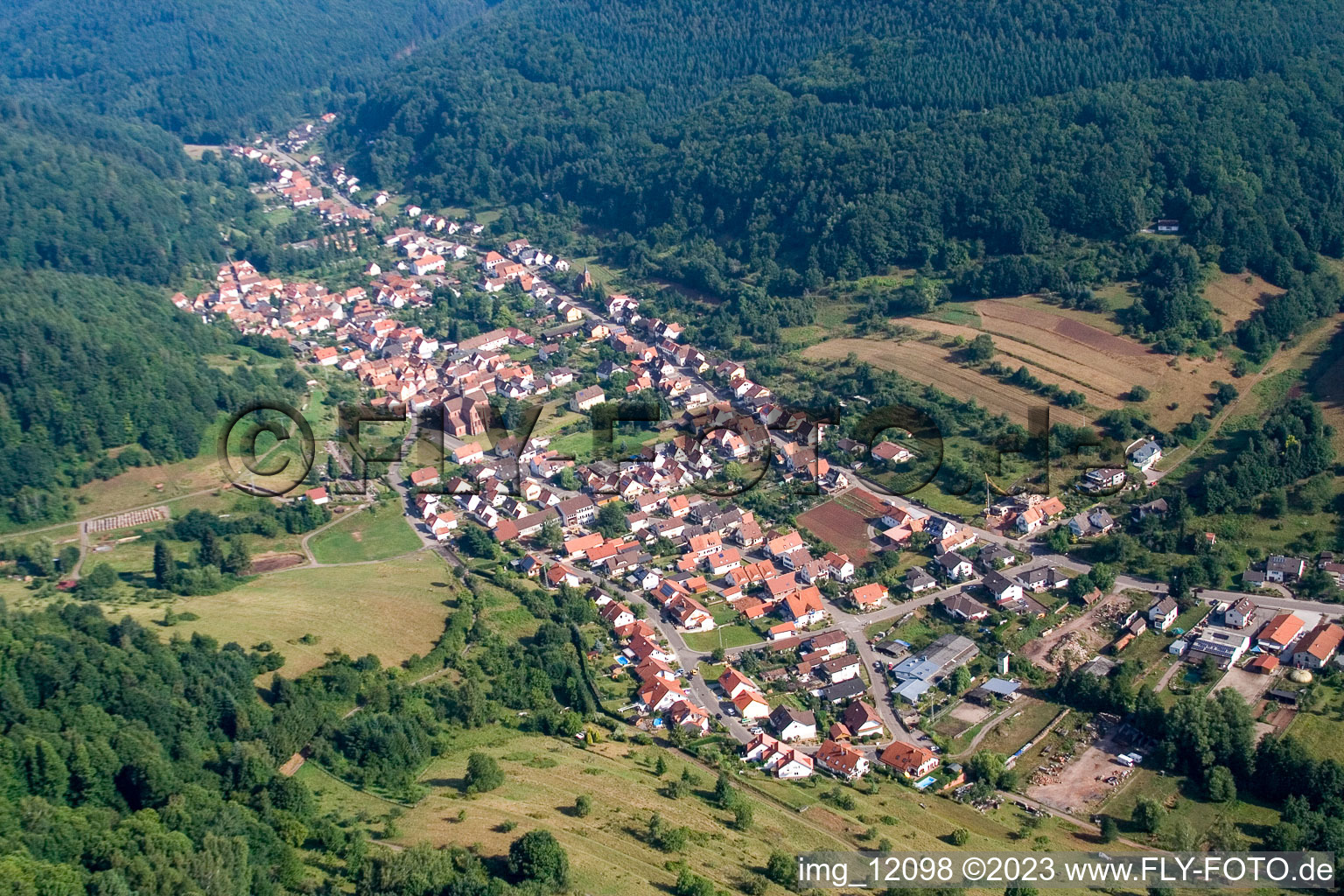 Eußerthal im Bundesland Rheinland-Pfalz, Deutschland von oben