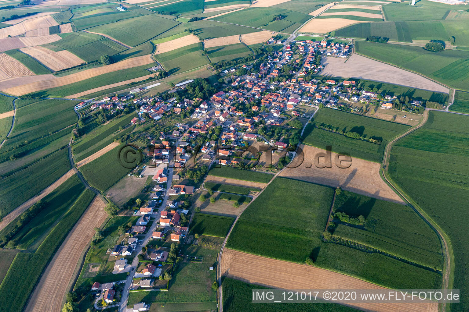 Luftbild von Oberlauterbach im Bundesland Bas-Rhin, Frankreich