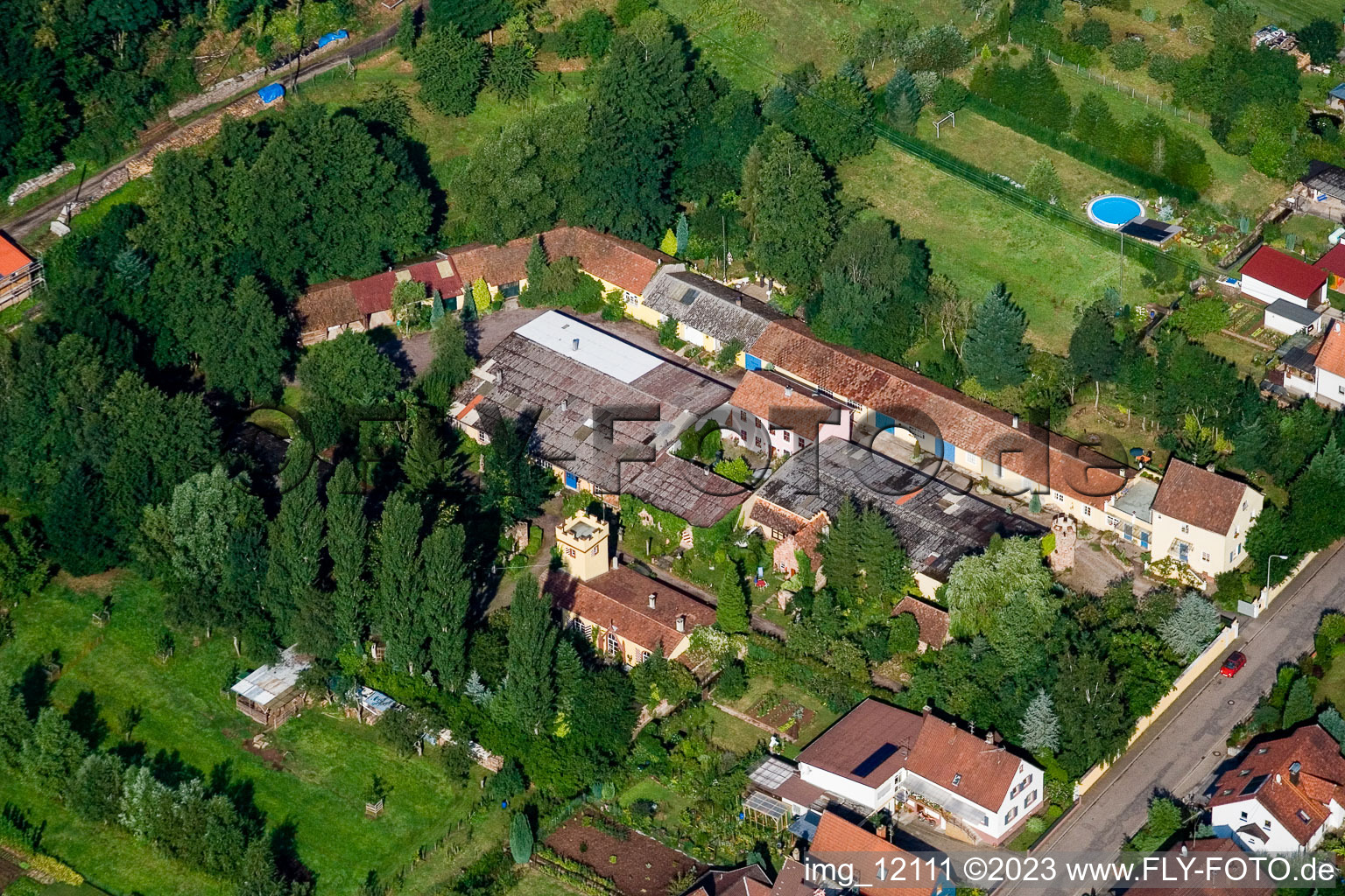 Eußerthal im Bundesland Rheinland-Pfalz, Deutschland von einer Drohne aus