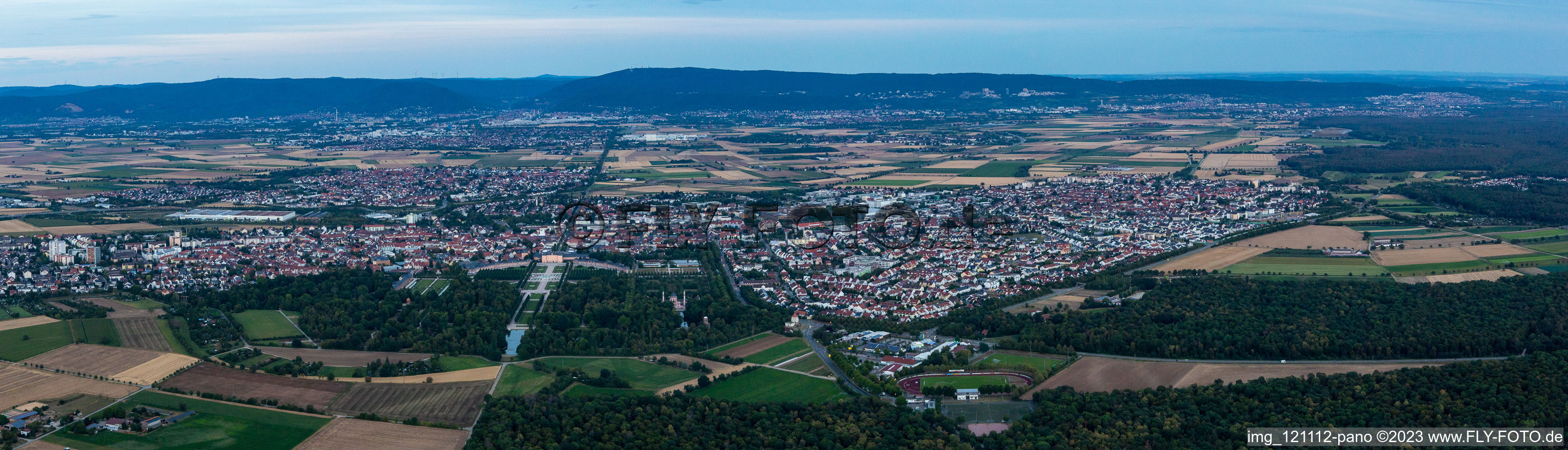Panorama in Schwetzingen im Bundesland Baden-Württemberg, Deutschland