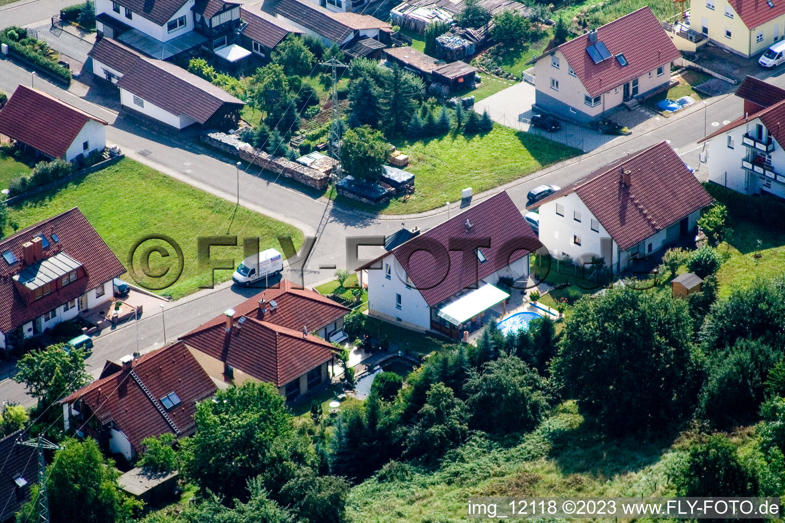 Luftaufnahme von Eußerthal im Bundesland Rheinland-Pfalz, Deutschland