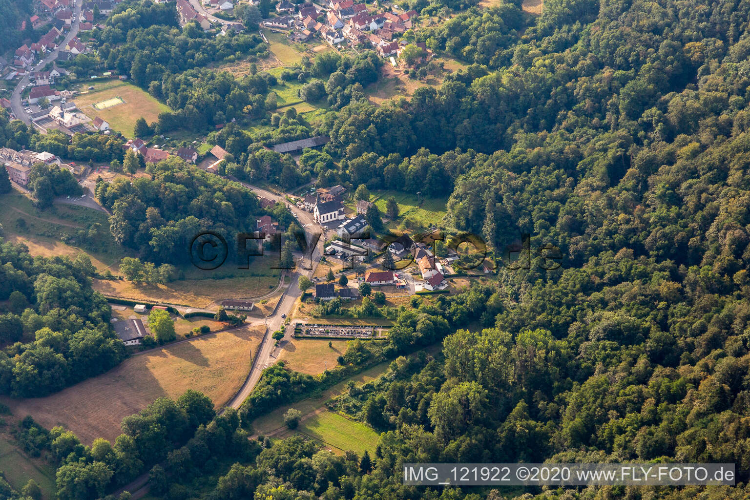 Luftbild von Weiler in Wissembourg im Bundesland Bas-Rhin, Frankreich