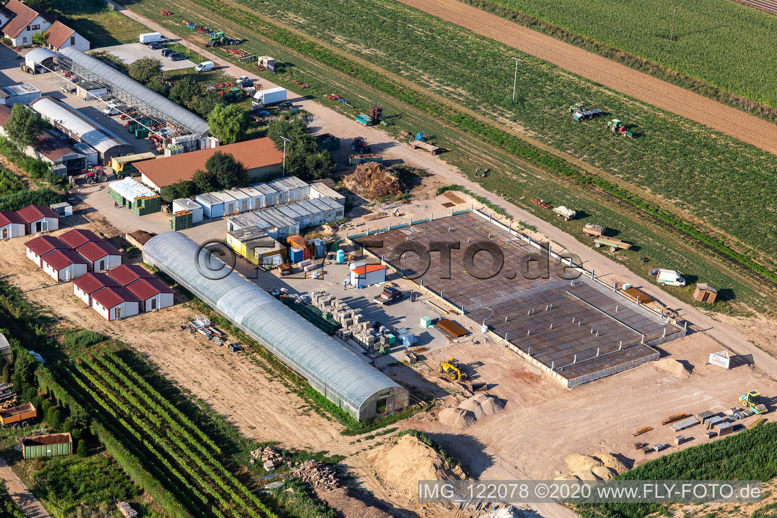 Luftbild von Kugelmann Biogemüse Neubau der Produktionshalle in Kandel im Bundesland Rheinland-Pfalz, Deutschland