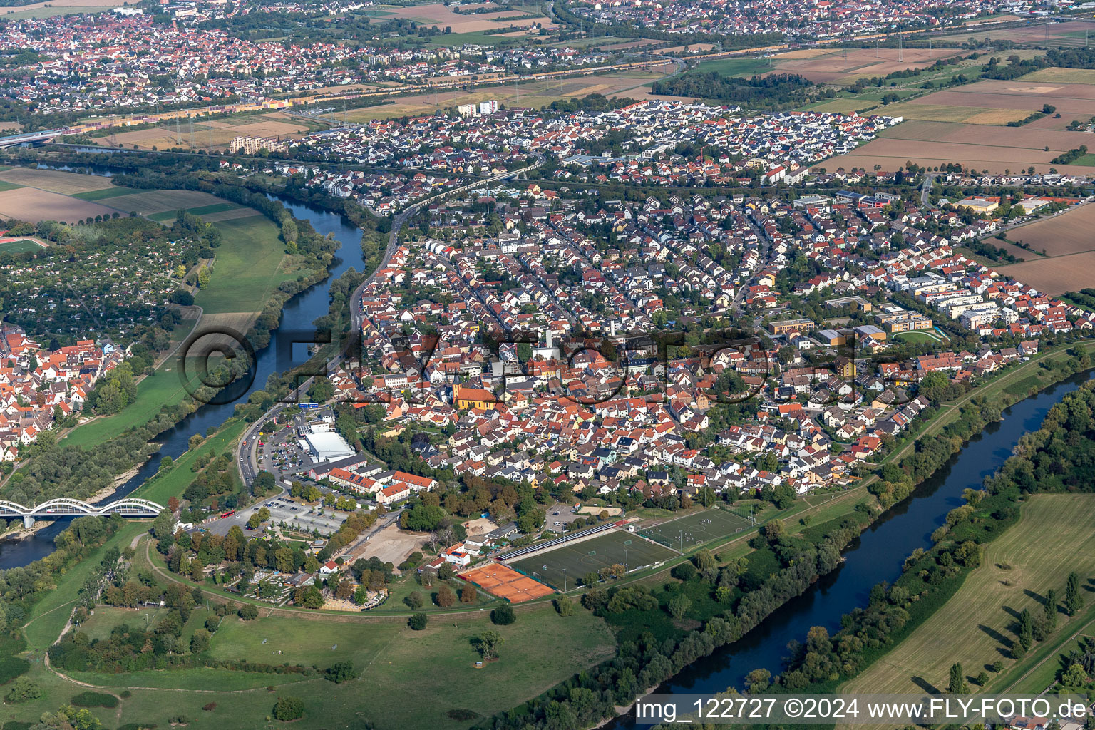 Luftaufnahme von Ilvesheim im Bundesland Baden-Württemberg, Deutschland