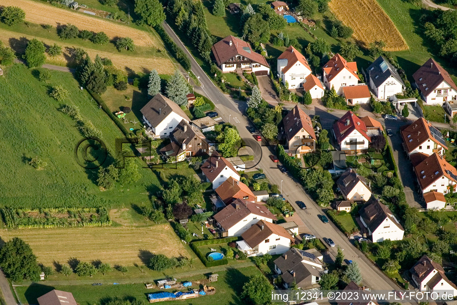 Luftaufnahme von Gräfenhausen, Erlachstr im Bundesland Baden-Württemberg, Deutschland