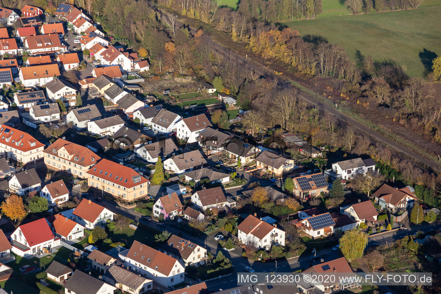 Luftbild von Im Rosengarten in Winden im Bundesland Rheinland-Pfalz, Deutschland