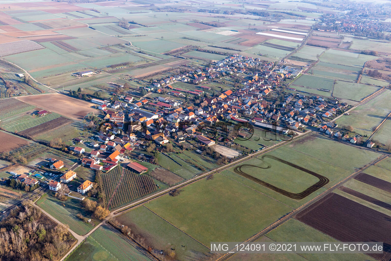 Schweighofen im Bundesland Rheinland-Pfalz, Deutschland aus der Luft betrachtet