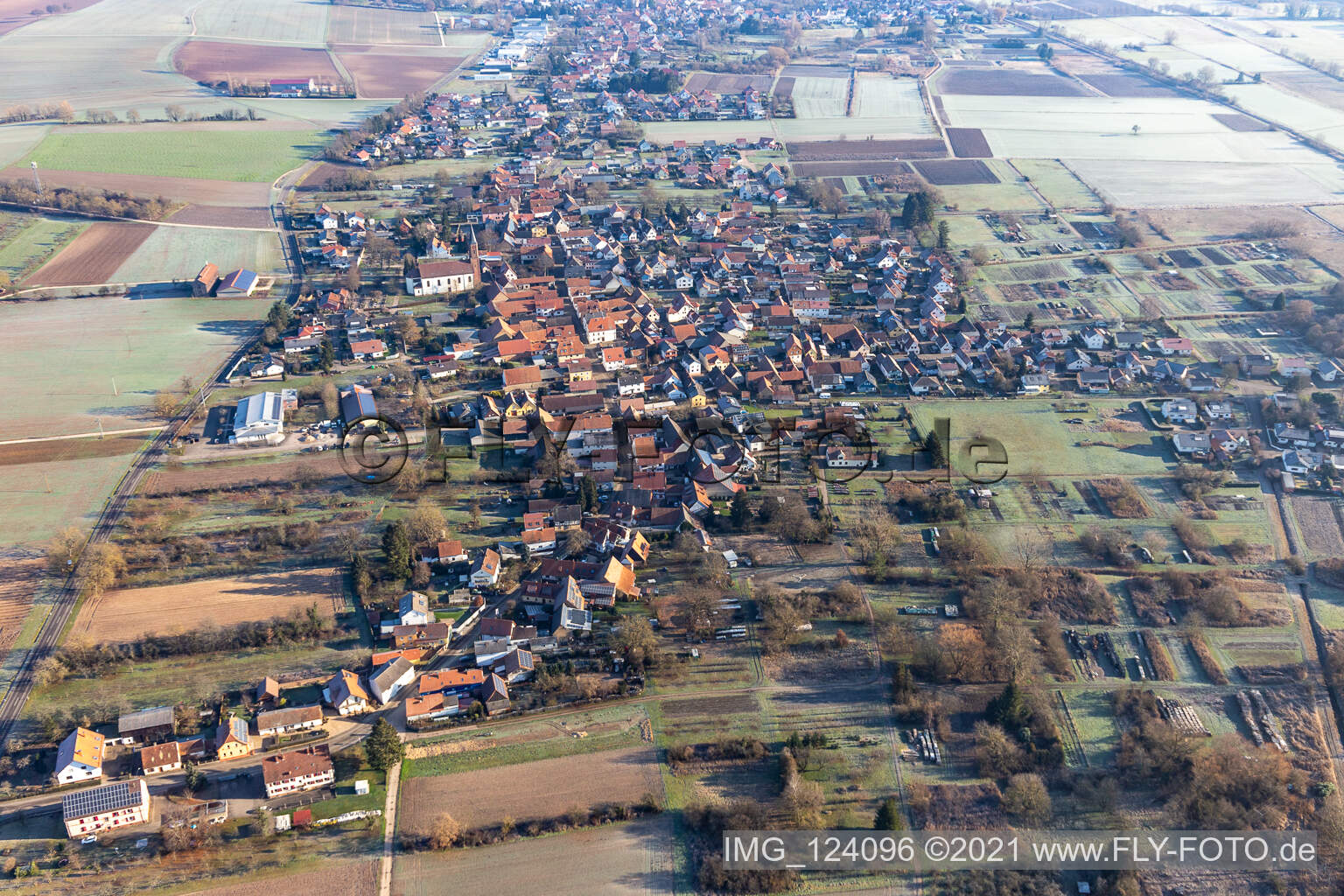 Kapsweyer im Bundesland Rheinland-Pfalz, Deutschland von einer Drohne aus