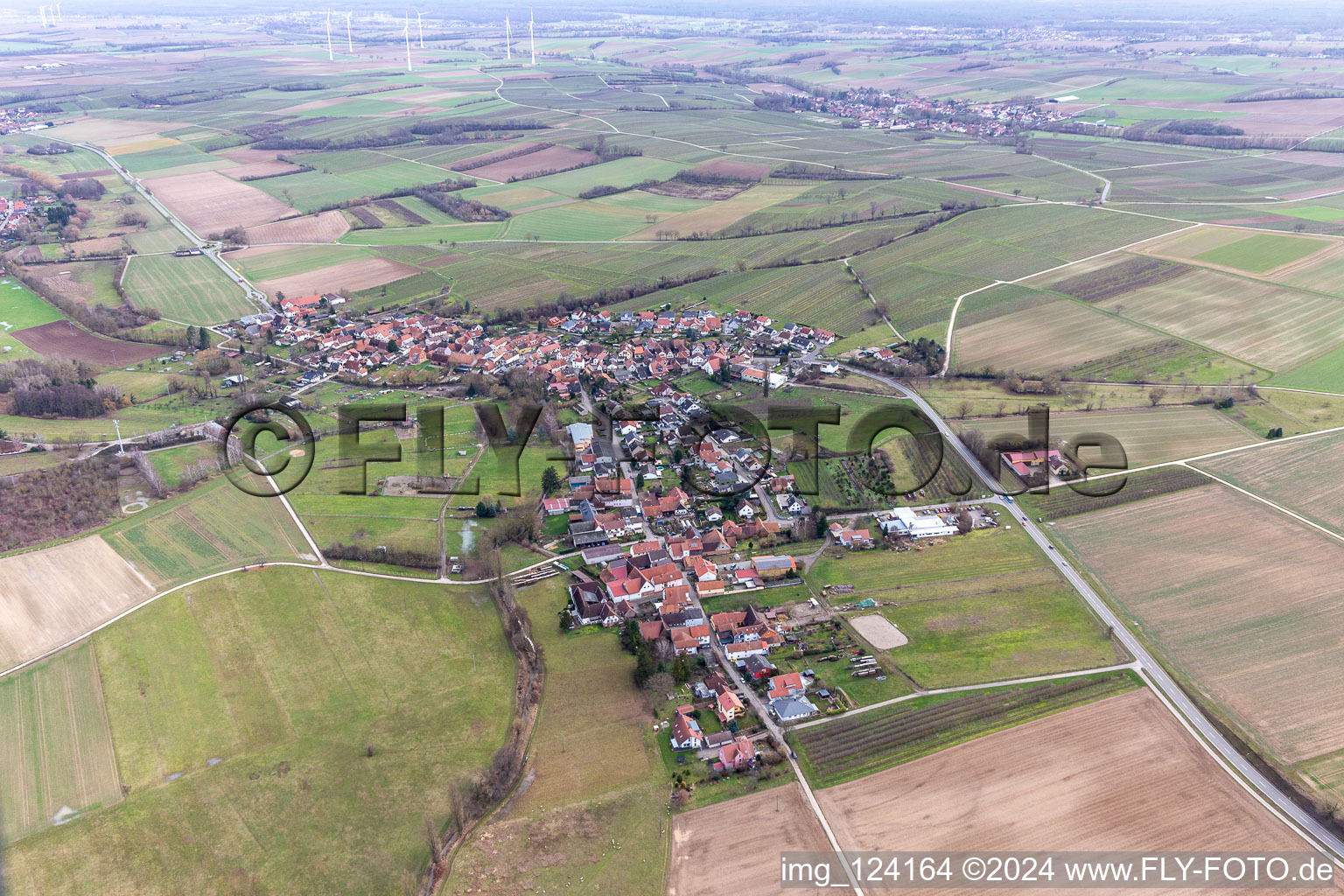 Drohnenbild von Oberhausen im Bundesland Rheinland-Pfalz, Deutschland