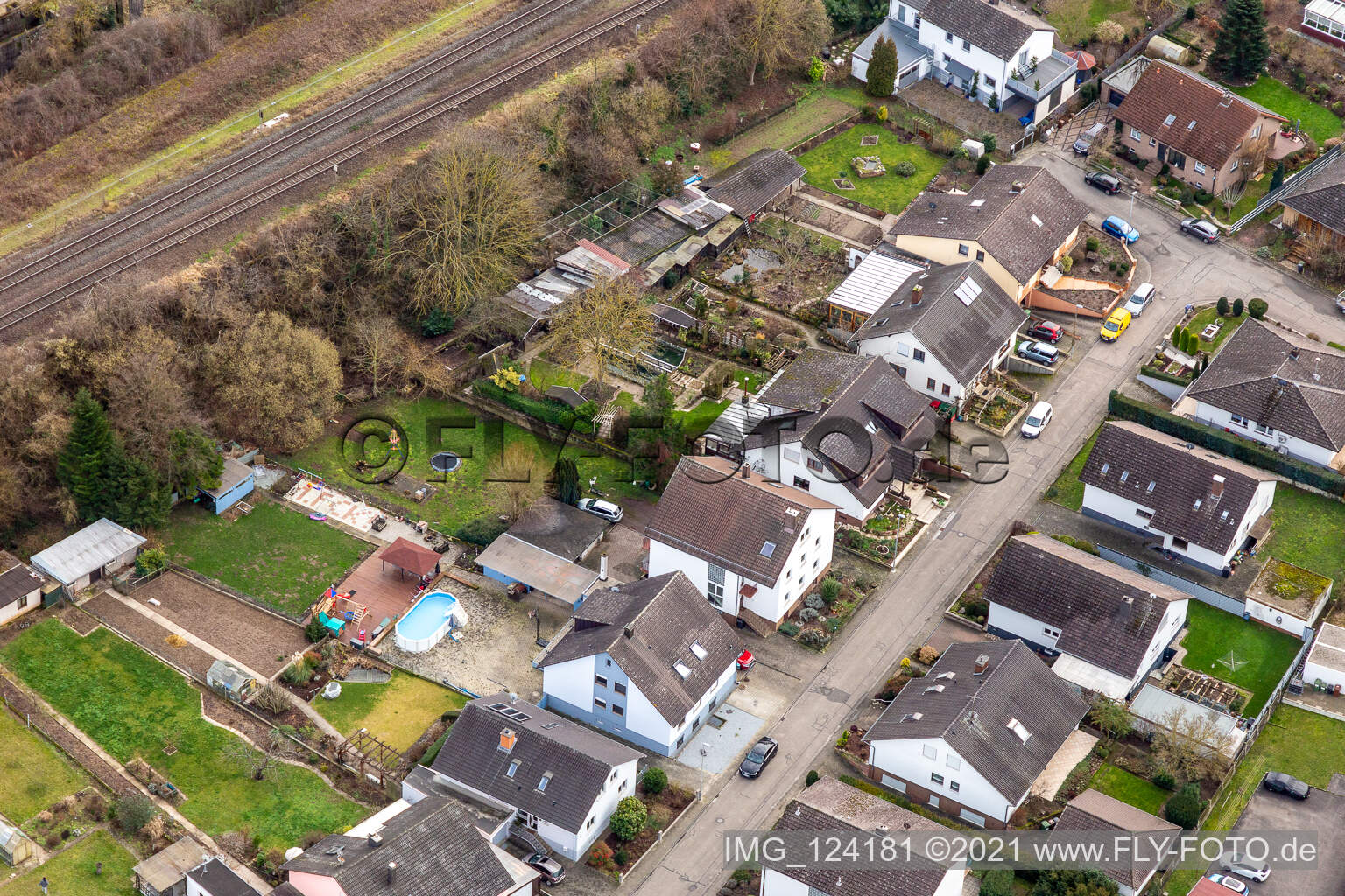 Drohnenbild von Im Rosengarten in Winden im Bundesland Rheinland-Pfalz, Deutschland