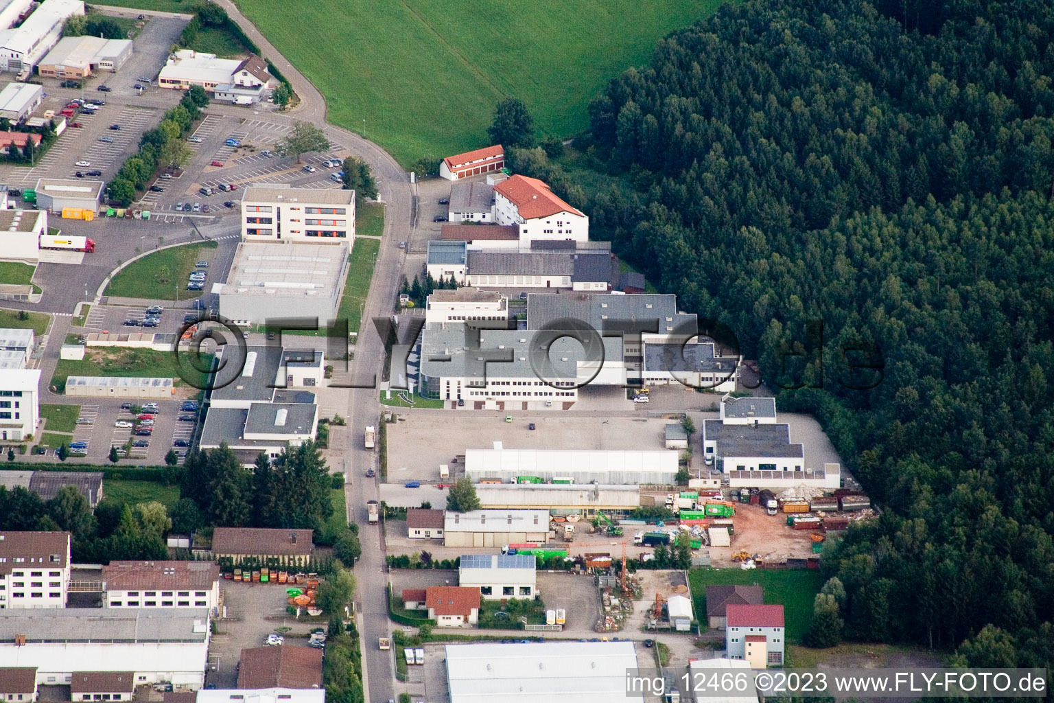 Ittersbach, Industriegebiet im Ortsteil Im Stockmädle in Karlsbad im Bundesland Baden-Württemberg, Deutschland von oben