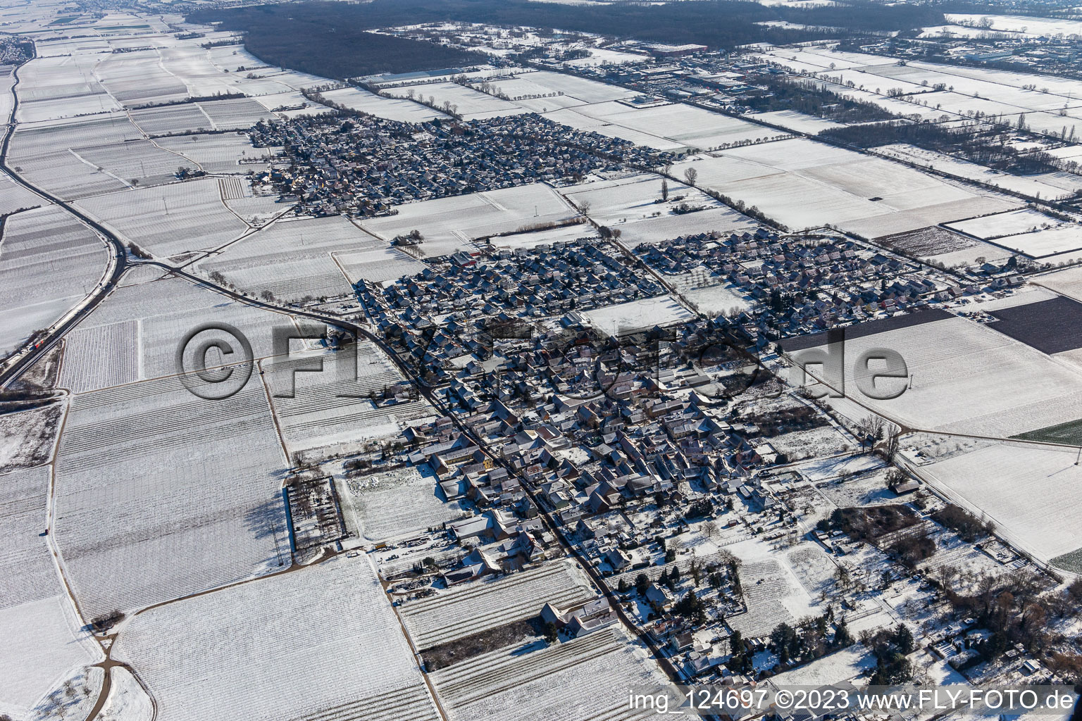 Winterluftbild im Schnee im Ortsteil Dammheim in Landau in der Pfalz im Bundesland Rheinland-Pfalz, Deutschland