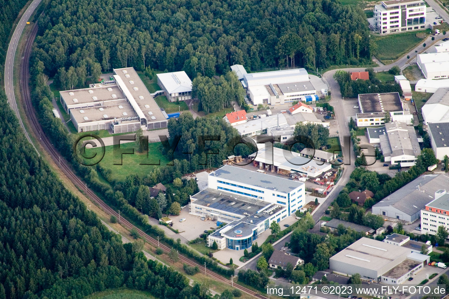 Ittersbach, Industriegebiet, Herrmann Ultraschalltechnik GmbH im Ortsteil Im Stockmädle in Karlsbad im Bundesland Baden-Württemberg, Deutschland
