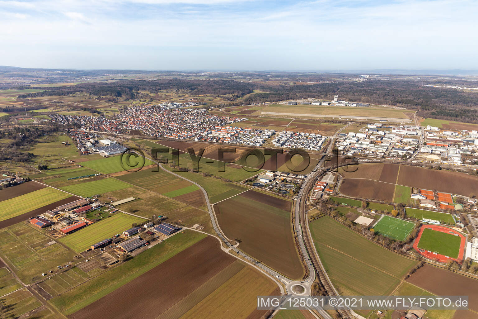 Renningen im Bundesland Baden-Württemberg, Deutschland aus der Luft betrachtet