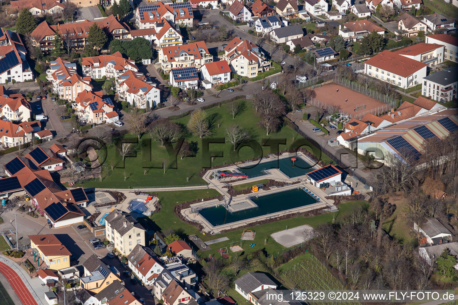 Freibad Kalmitbad in Maikammer im Bundesland Rheinland-Pfalz, Deutschland