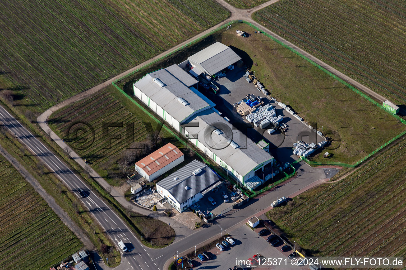 Raiffeisen-Markt, Anslinger, Lidl in Deidesheim im Bundesland Rheinland-Pfalz, Deutschland