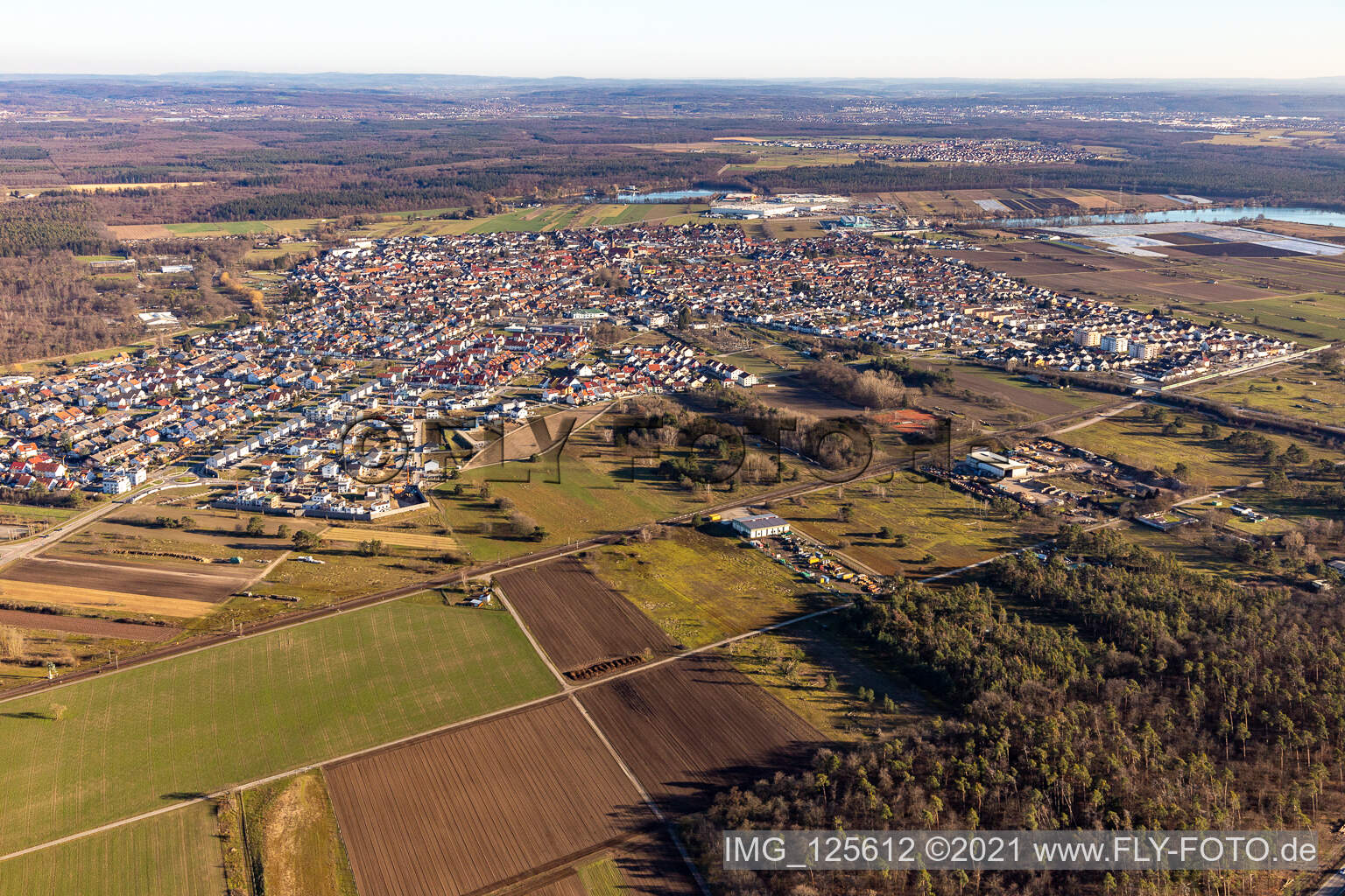 Waghäusel im Bundesland Baden-Württemberg, Deutschland aus der Luft betrachtet