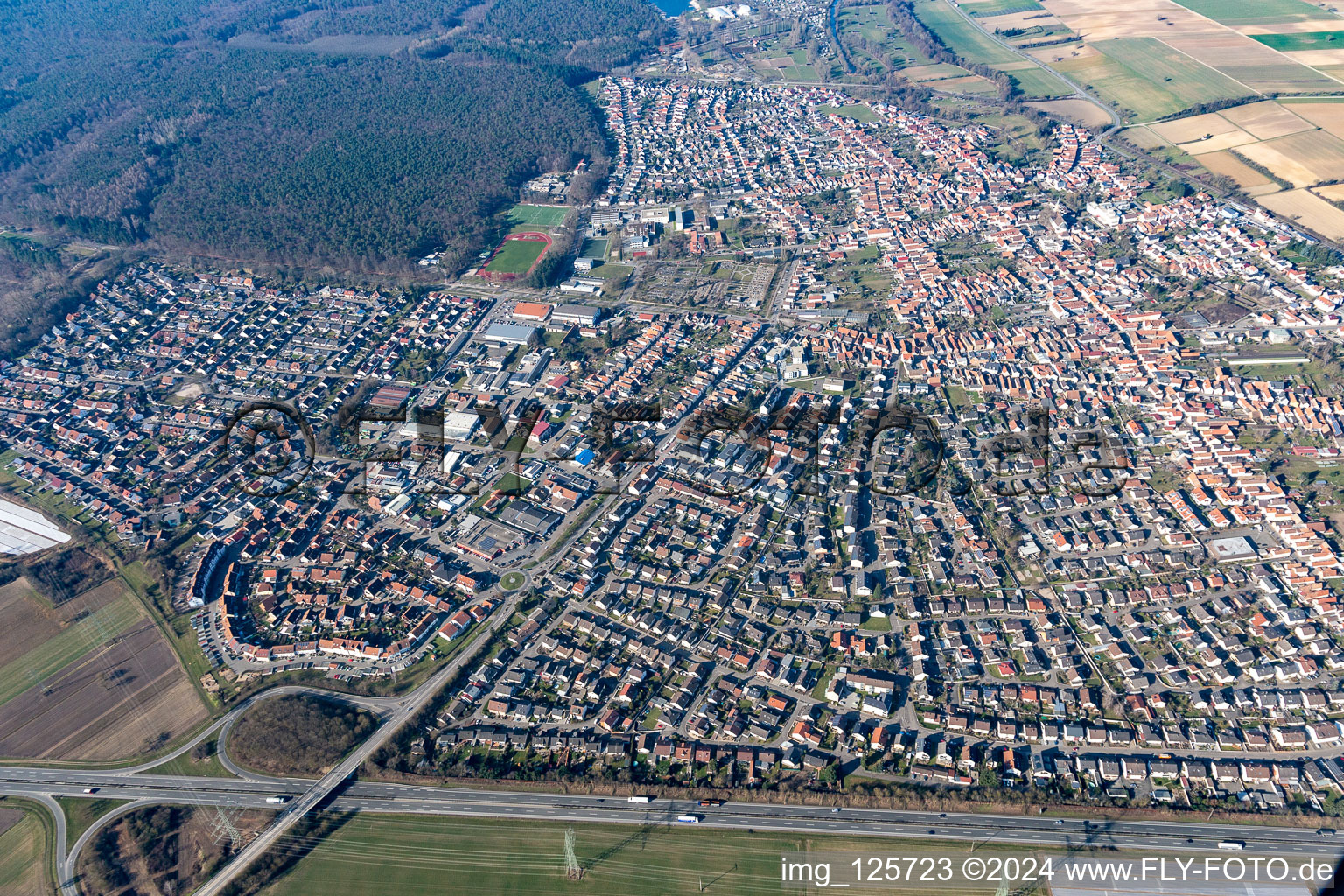 Luftaufnahme von Rülzheim im Bundesland Rheinland-Pfalz, Deutschland