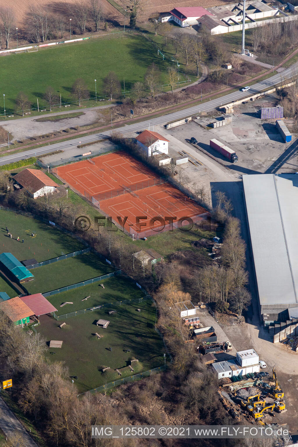 Luftbild von Tennis- und Hundesportverein in Rohrbach im Bundesland Rheinland-Pfalz, Deutschland