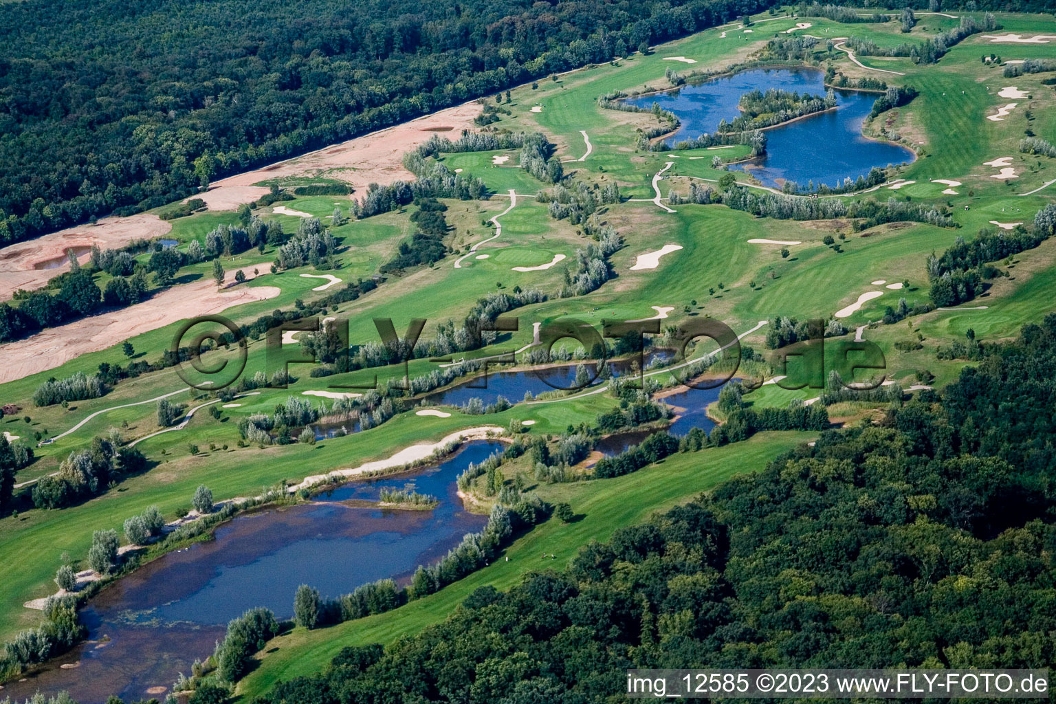 Luftaufnahme von Essingen, Golfclub Landgut Dreihof SÜW im Bundesland Rheinland-Pfalz, Deutschland