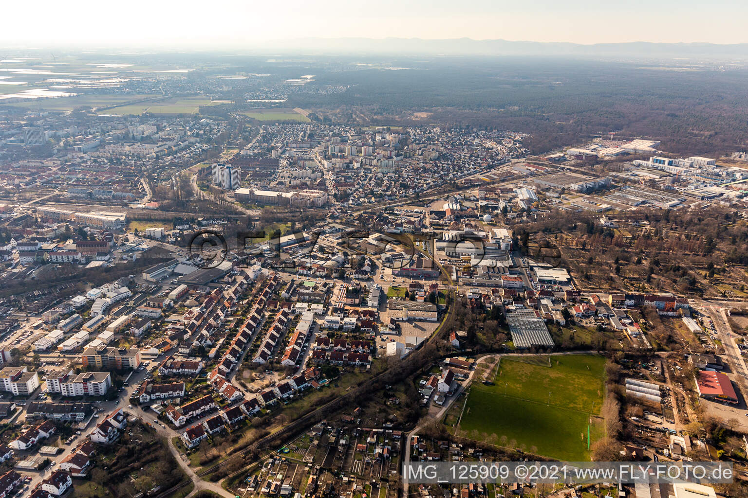 Luftaufnahme von Speyer West im Bundesland Rheinland-Pfalz, Deutschland