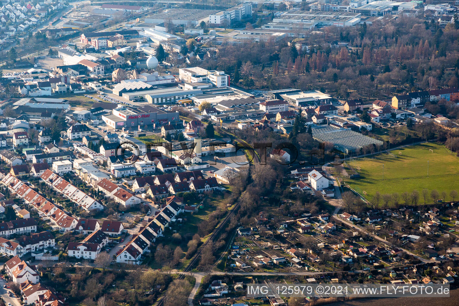 Luftaufnahme von Ehemaliges Promarkt-Gelände Am Rabensteinerweg in Speyer im Bundesland Rheinland-Pfalz, Deutschland