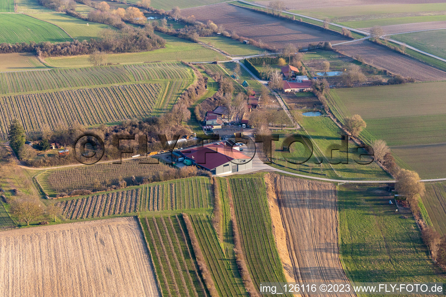 Luftaufnahme von RANCH im Ortsteil Herxheim in Herxheim bei Landau/Pfalz im Bundesland Rheinland-Pfalz, Deutschland