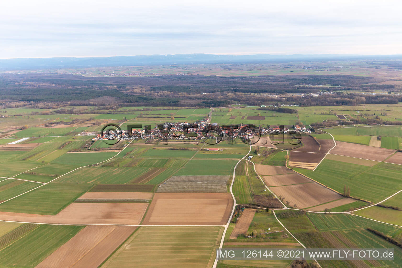 Drohnenaufname von Schweighofen im Bundesland Rheinland-Pfalz, Deutschland
