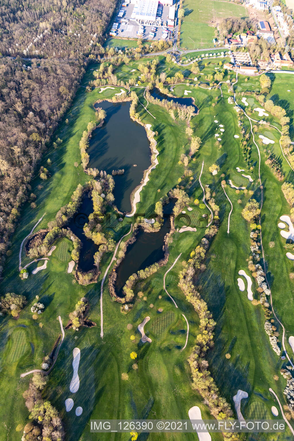 Golfanlage Landgut Dreihof - GOLF Absolute in Essingen im Bundesland Rheinland-Pfalz, Deutschland von oben