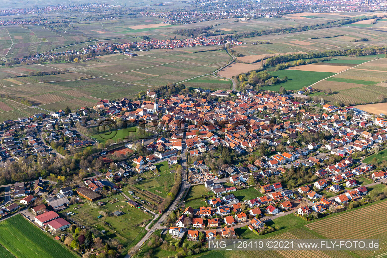 Ortsteil Mörzheim in Landau in der Pfalz im Bundesland Rheinland-Pfalz, Deutschland von oben