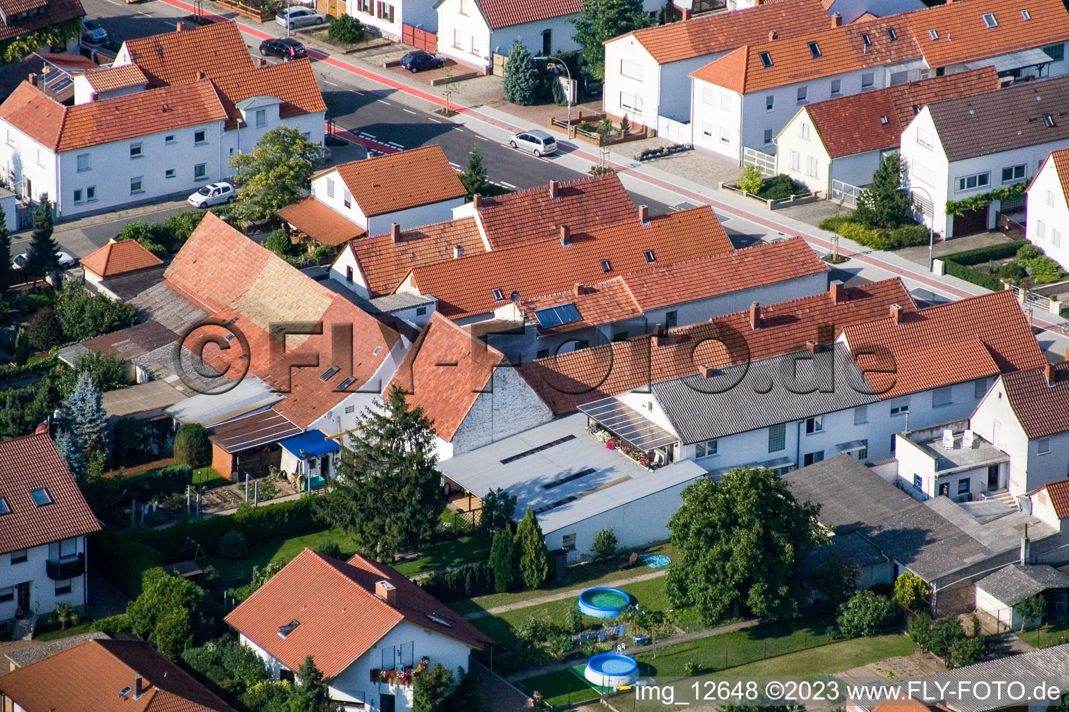 Haßloch im Bundesland Rheinland-Pfalz, Deutschland von einer Drohne aus