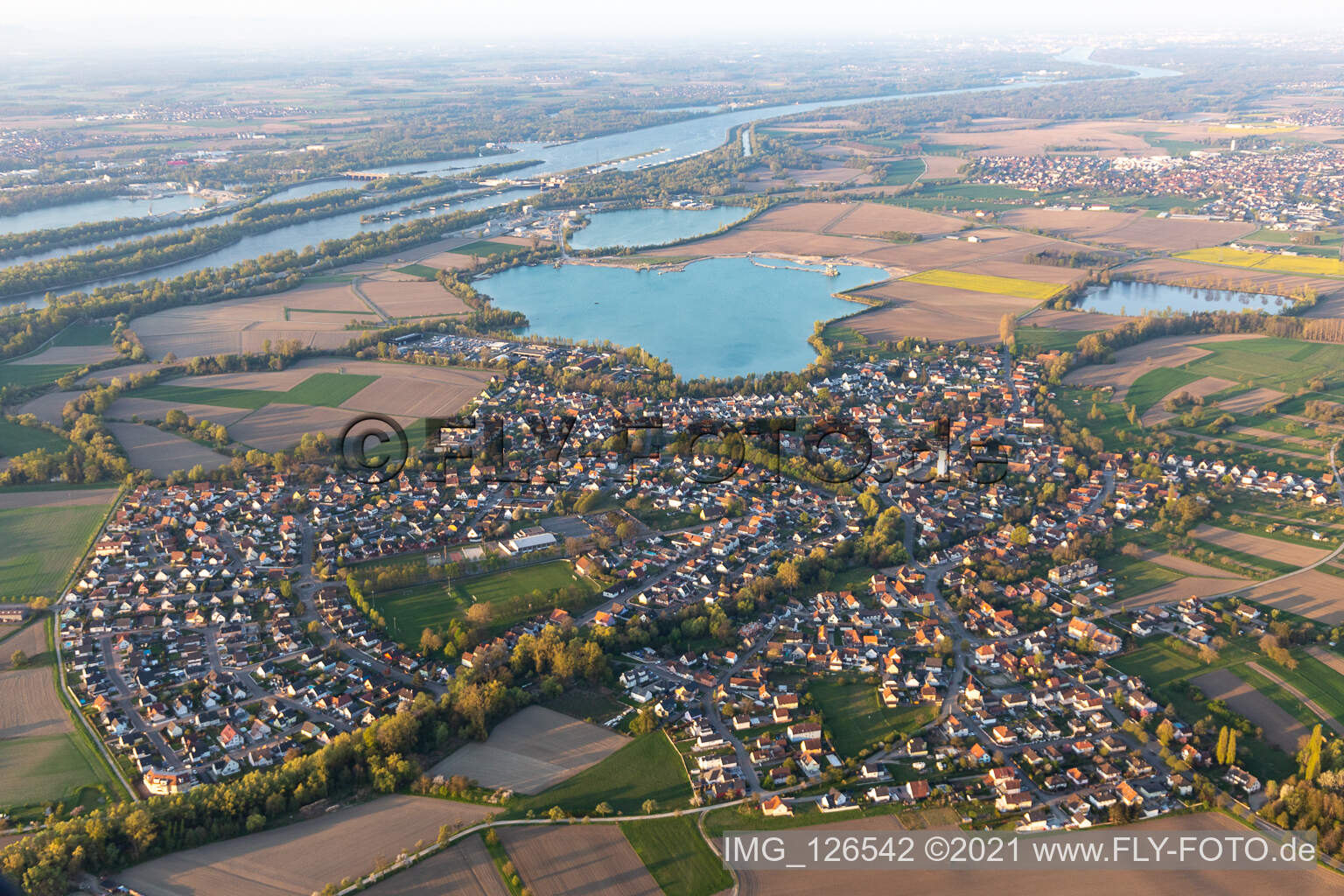 Offendorf im Bundesland Bas-Rhin, Frankreich von oben