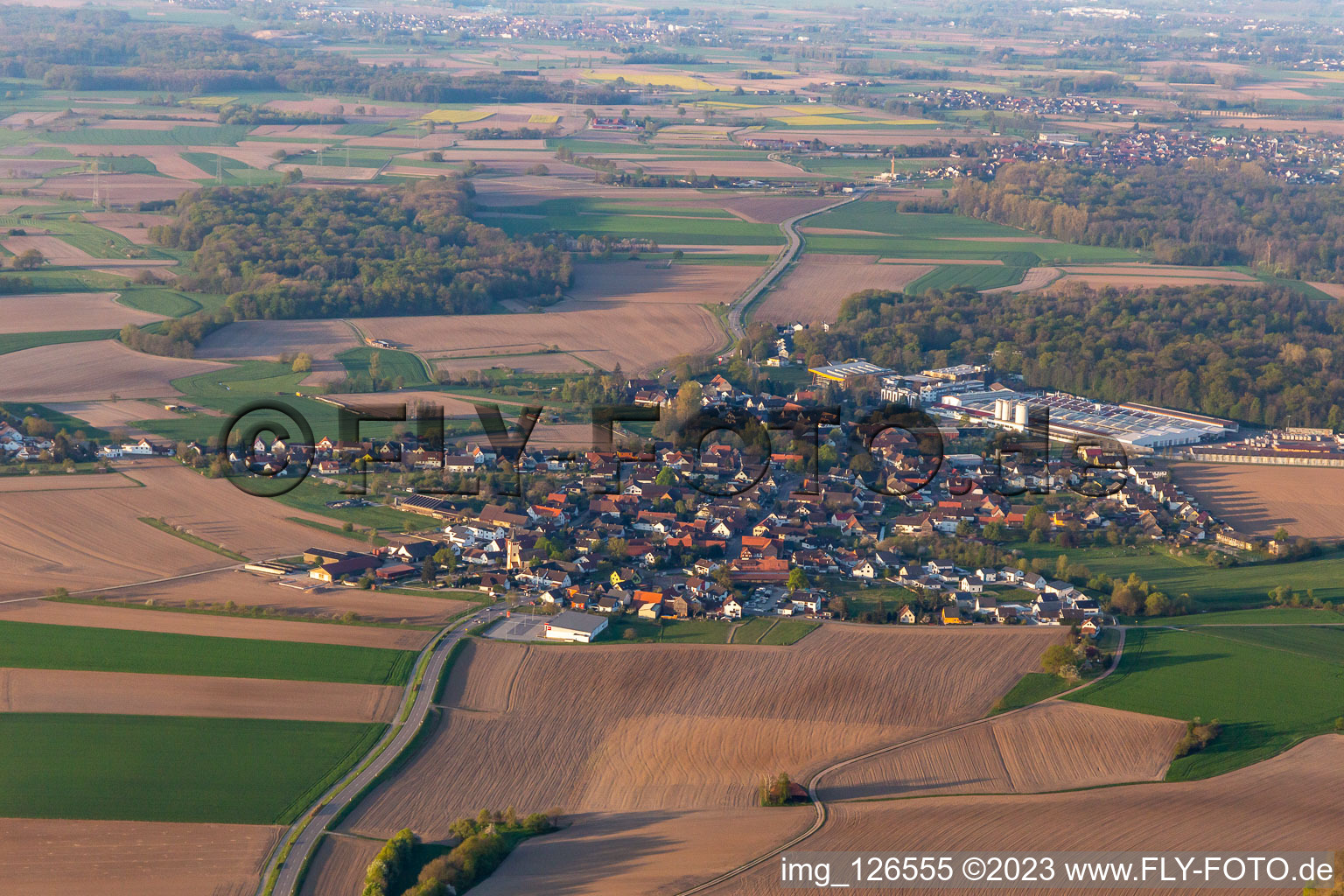 Luftaufnahme von Ortsteil Linx in Rheinau im Bundesland Baden-Württemberg, Deutschland