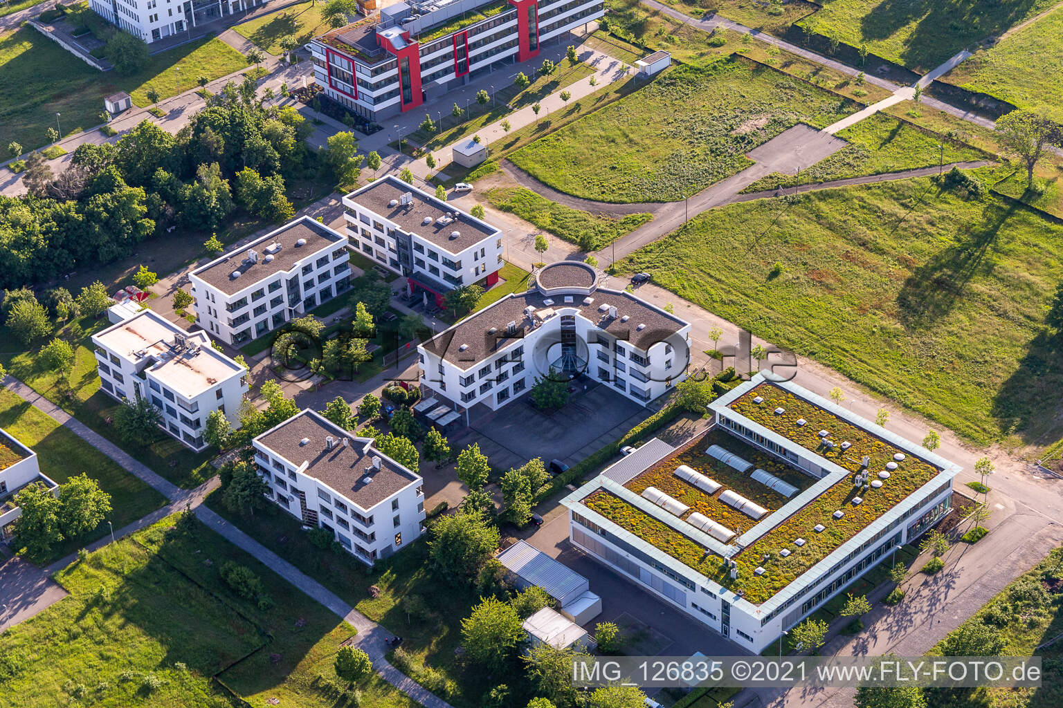 Luftaufnahme von Technologiepark im Ortsteil Rintheim in Karlsruhe im Bundesland Baden-Württemberg, Deutschland