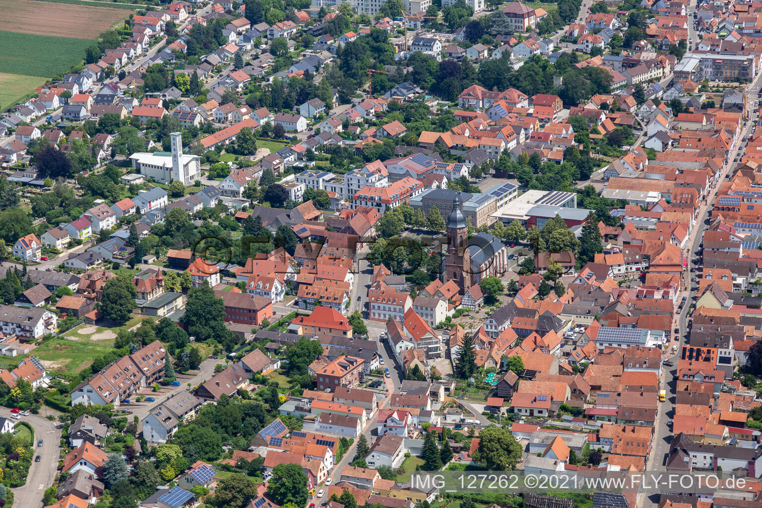 St. Georgskirche - Prot. Kirchengemeinde Kandel im Bundesland Rheinland-Pfalz, Deutschland