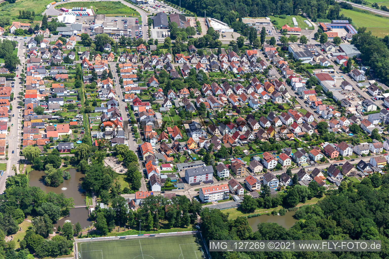 Luftaufnahme von Siedlung in Kandel im Bundesland Rheinland-Pfalz, Deutschland