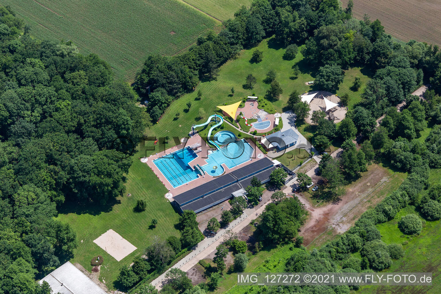 Waldschwimmbad Kandel im Bundesland Rheinland-Pfalz, Deutschland