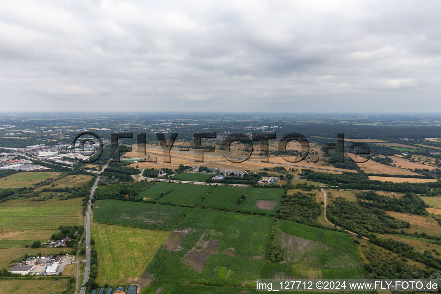 Flensburger Flugplatz im Ortsteil Weiche im Bundesland Schleswig-Holstein, Deutschland