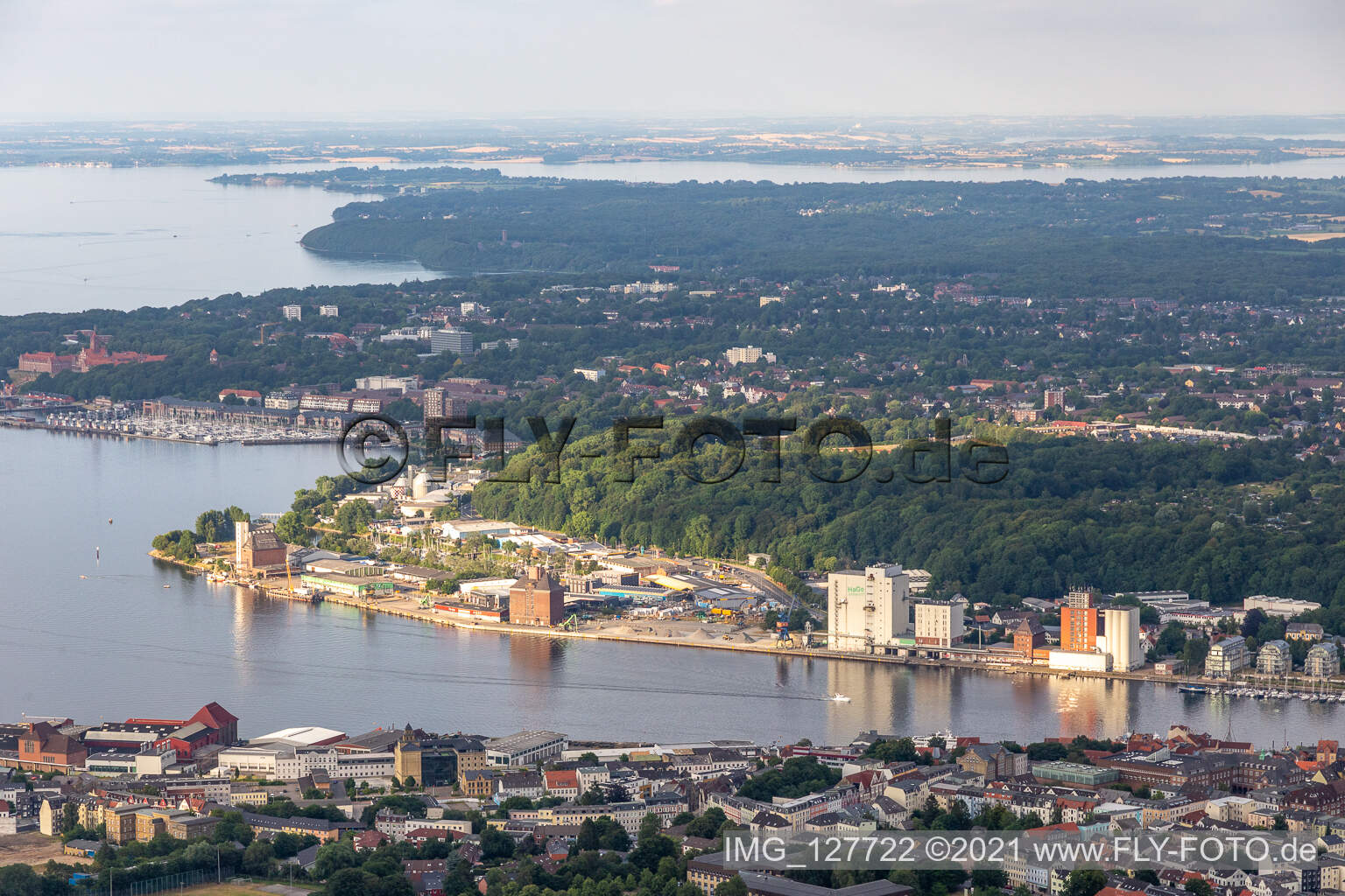 Luftbild von Flensburger Hafen, Harniskai im Bundesland Schleswig-Holstein, Deutschland